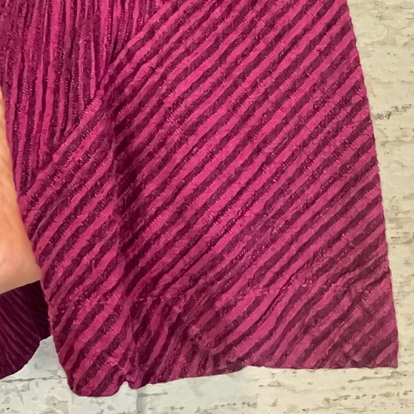 MILL VALLEY Hobo Linen Blend Shirt Asymmetrical Shark Bite Top Purple Striped - Picture 9 of 14